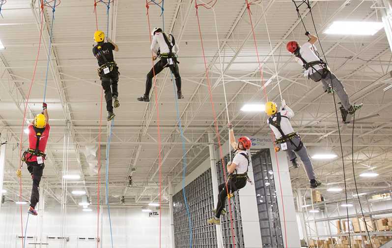 ロープアクション